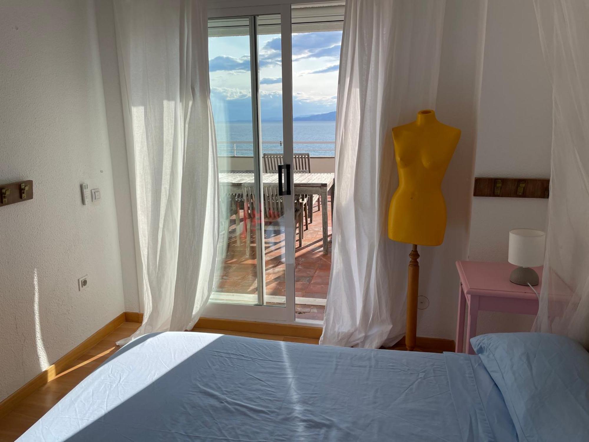 Apartamento Rits Beachfront Салоу Екстер'єр фото